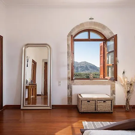 Aloni House - Spacious Secluded With Pool, Up To 10 Guests * Kournas