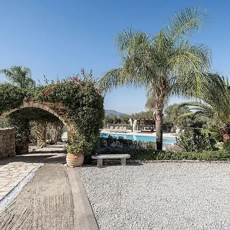 Aloni House - Spacious Secluded With Pool, Up To 10 Guests Kournas