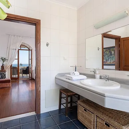 Aloni House - Spacious Secluded With Pool, Up To 10 Guests