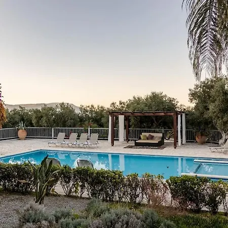 Aloni House - Spacious Secluded With Pool, Up To 10 Guests Kournas